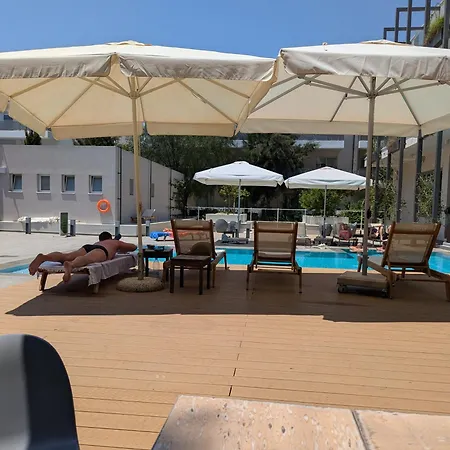 Kapparis Mythical Sands Apartment *